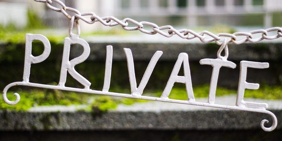 private-1647769_1280